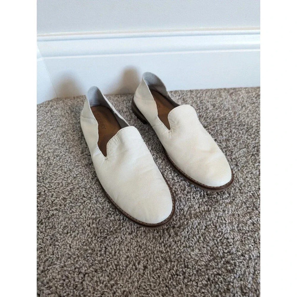 Sperry Seaport Levy Soft Leather Flats - white sz 7 - Picture 1 of 8